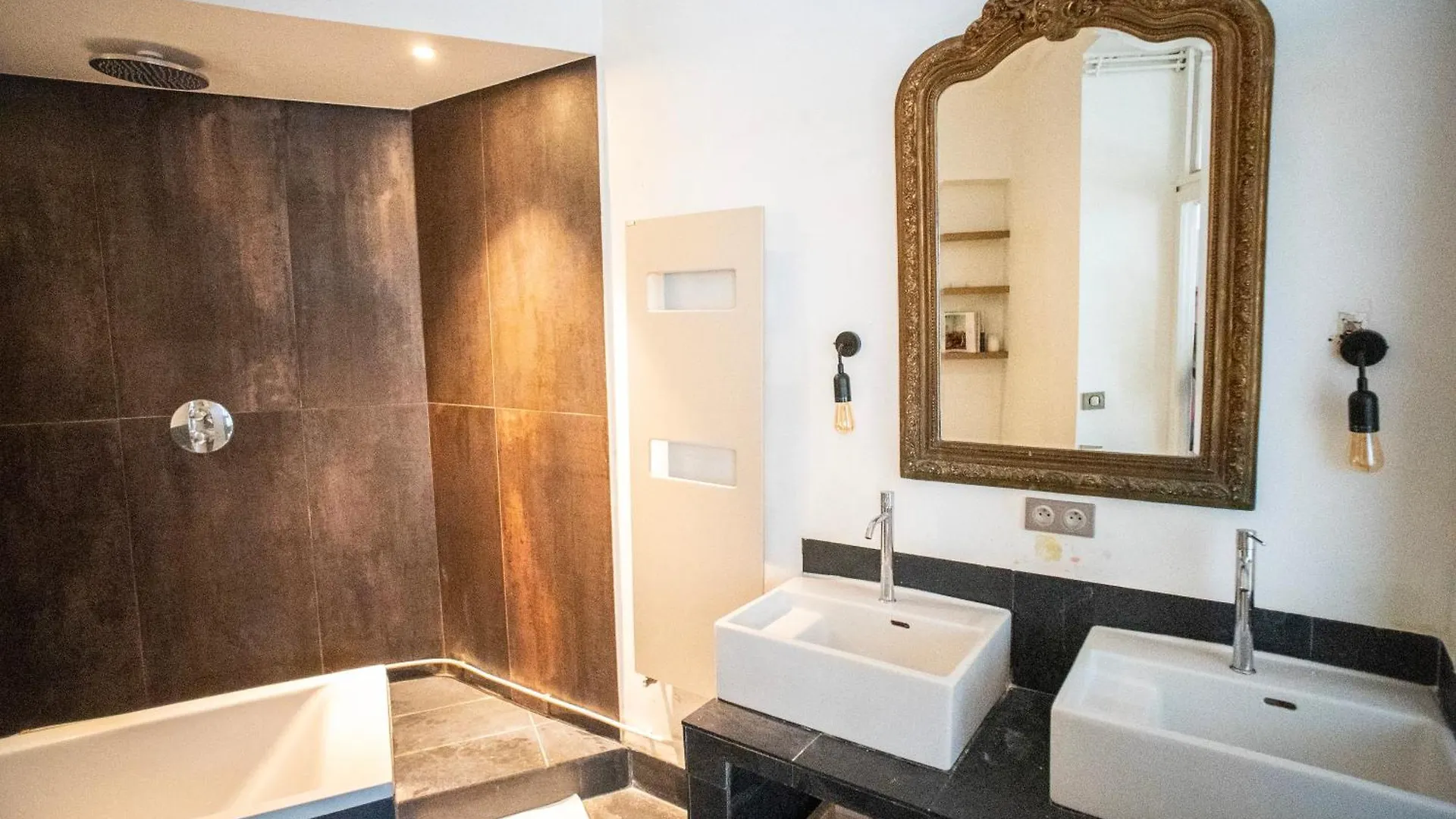 Loft Branche Dans Le Quartier Le Plus Tendance De Paris Apartman Franciaország